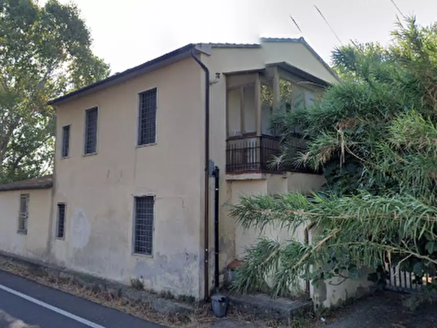 casa indipendente in vendita a Cascina