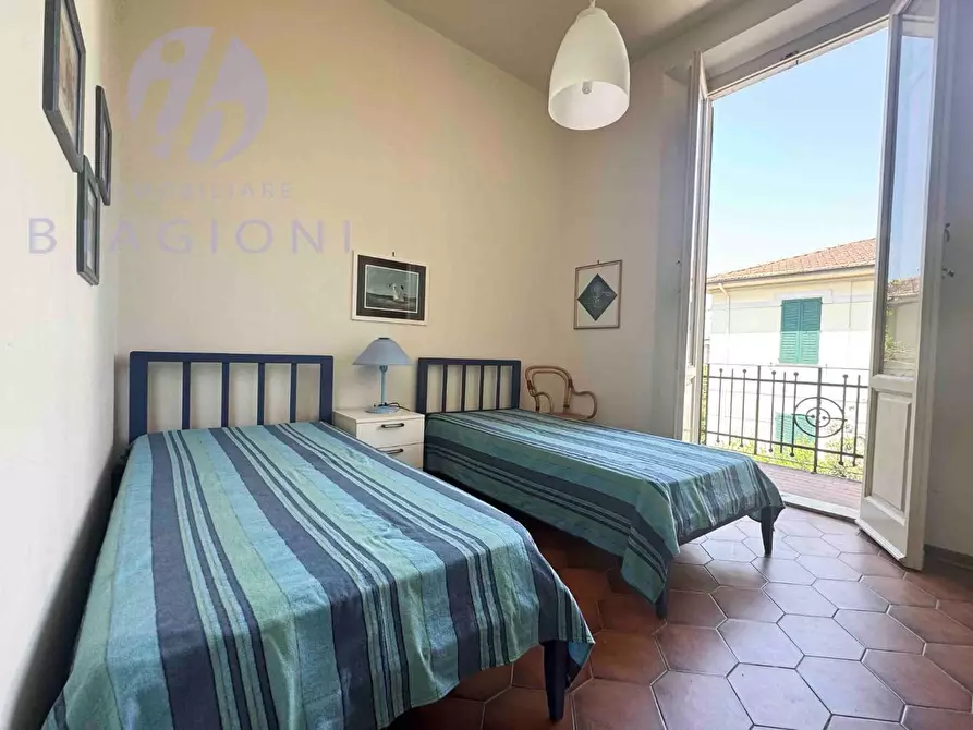 Immagine 15 di Appartamento in vendita  a Pietrasanta