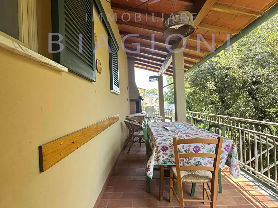 Immagine 6 di Appartamento in vendita  a Pietrasanta