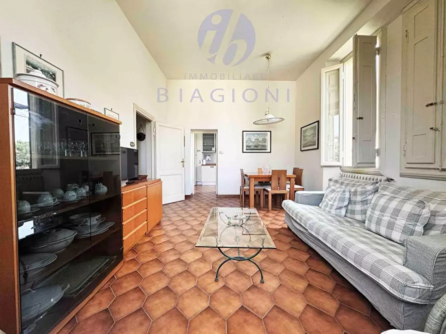 Immagine 8 di Appartamento in vendita  a Pietrasanta