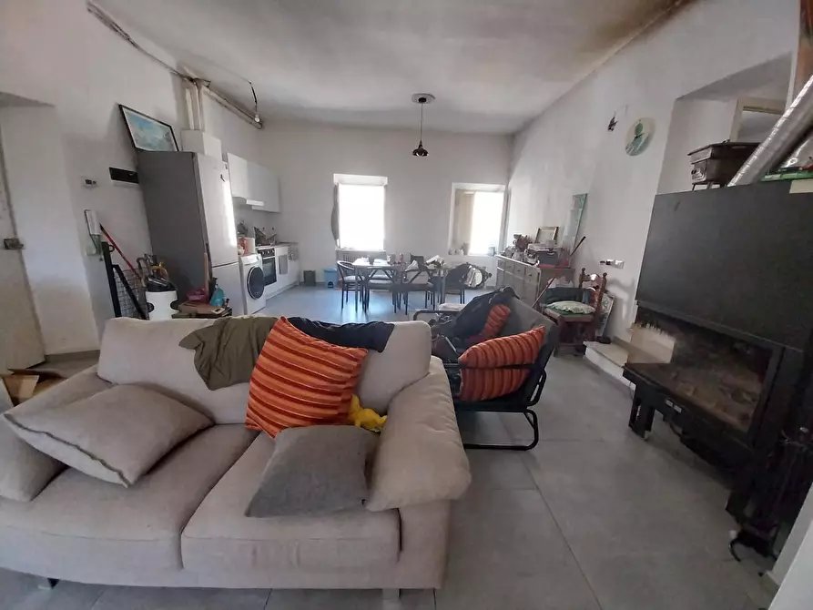 Immagine 3 di Appartamento in vendita  a Calci