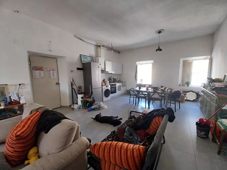 Immagine 4 di Appartamento in vendita  a Calci