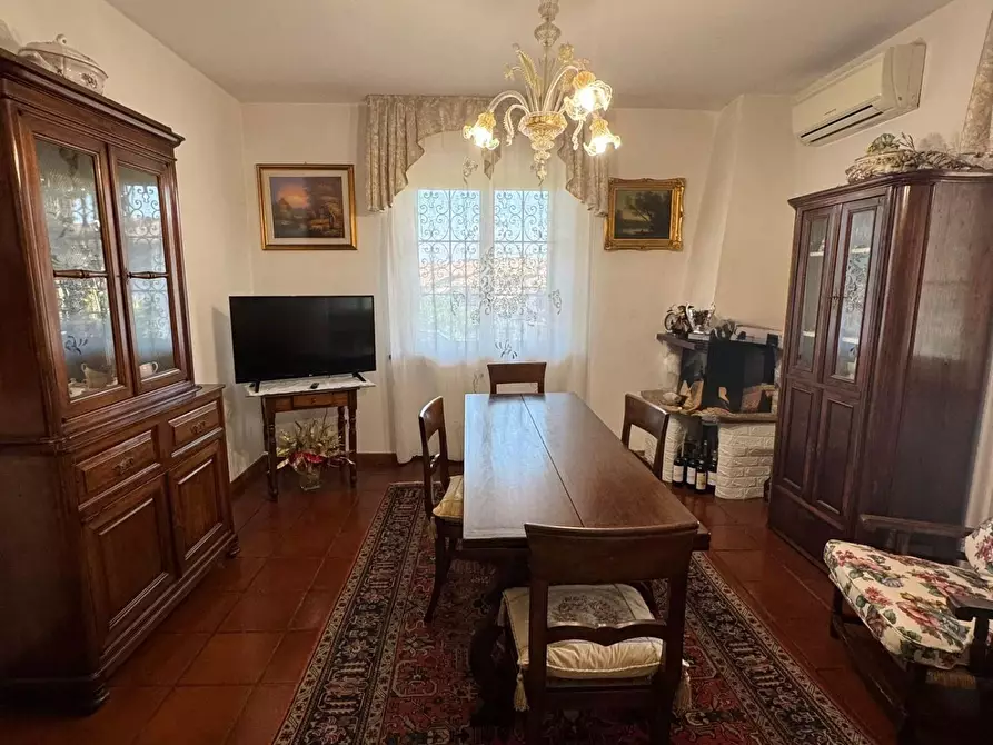 Immagine 15 di Casa bifamiliare in vendita  a San Giuliano Terme