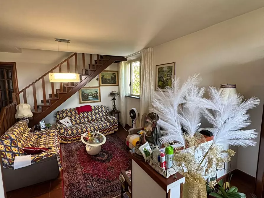 Immagine 12 di Casa bifamiliare in vendita  a San Giuliano Terme