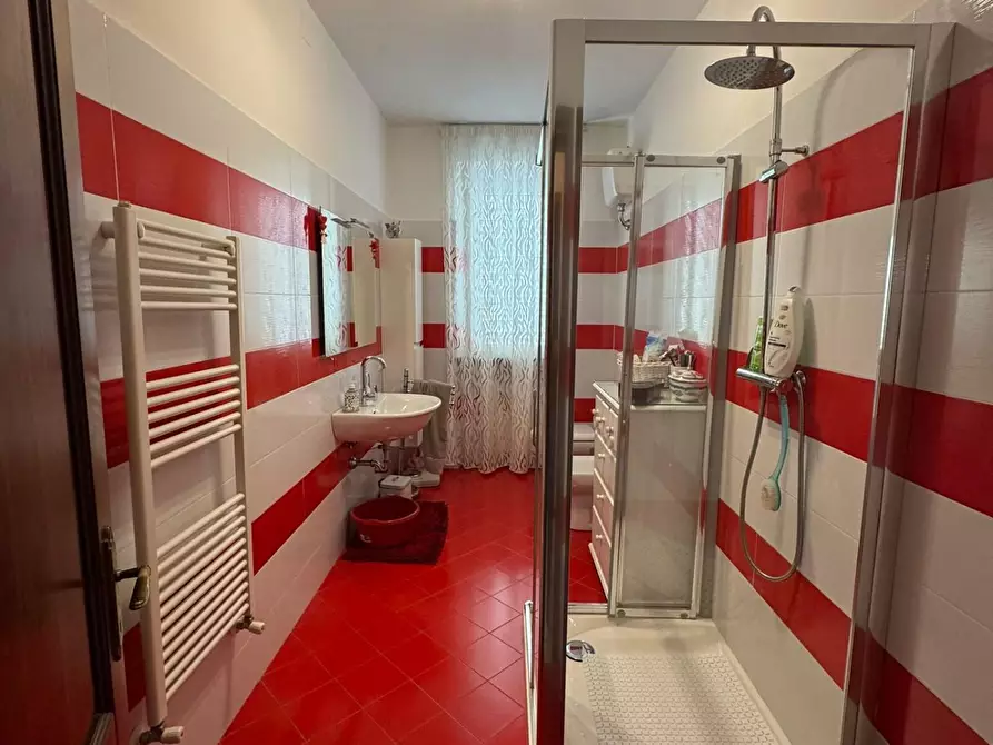 Immagine 26 di Casa bifamiliare in vendita  a San Giuliano Terme