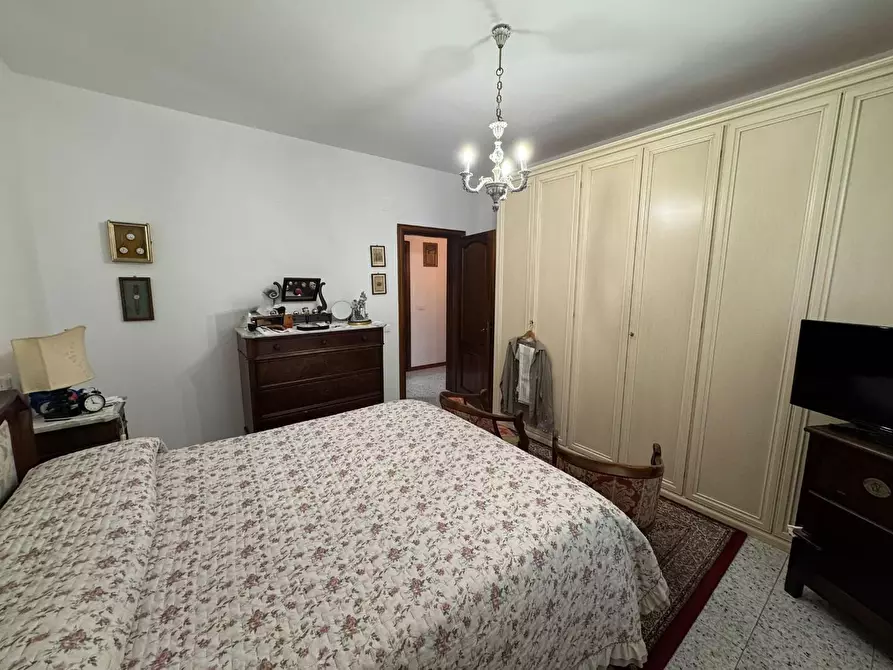 Immagine 20 di Casa bifamiliare in vendita  a San Giuliano Terme