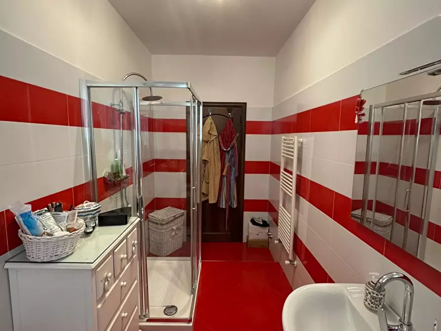 Immagine 25 di Casa bifamiliare in vendita  a San Giuliano Terme