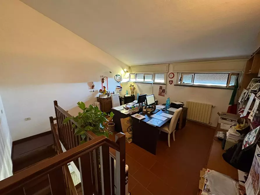 Immagine 30 di Casa bifamiliare in vendita  a San Giuliano Terme