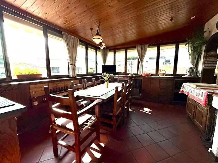 Immagine 9 di Appartamento in vendita  a Viareggio