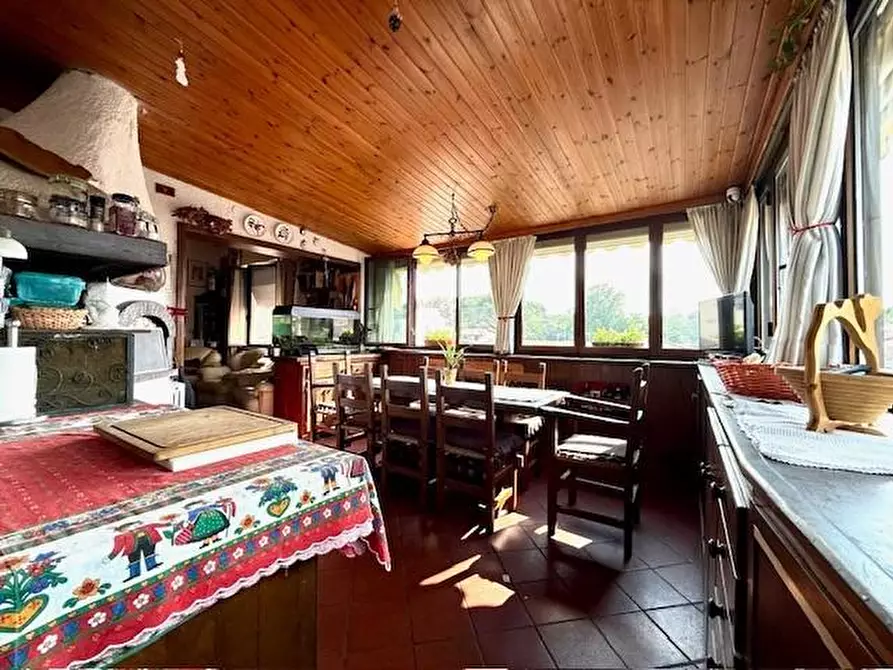 Immagine 6 di Appartamento in vendita  a Viareggio