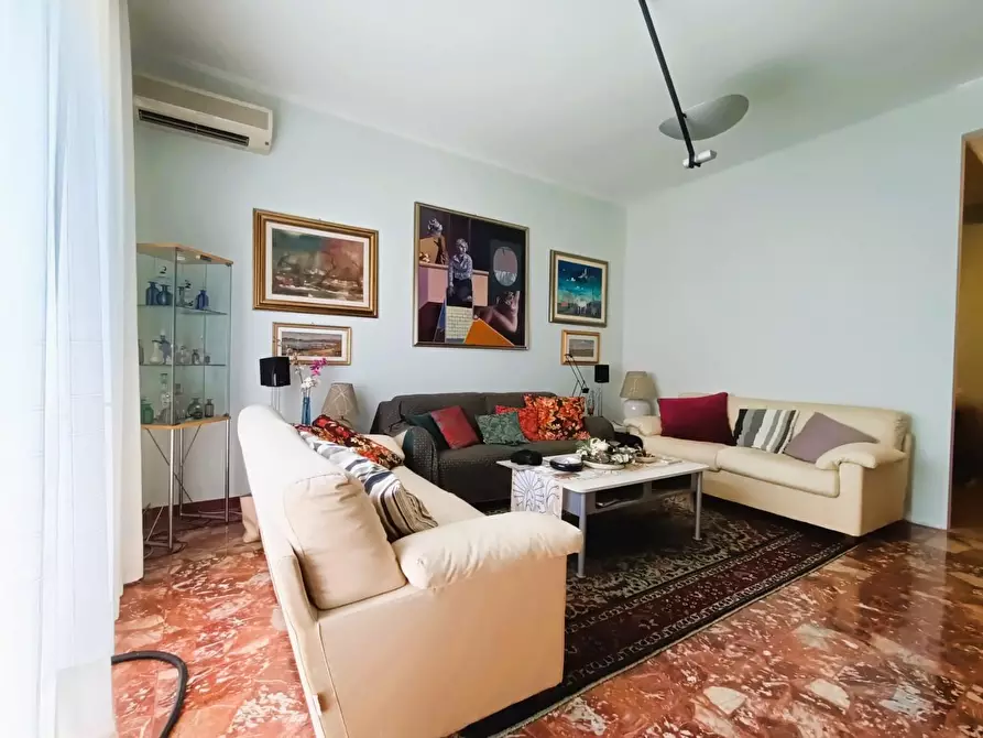 Immagine 23 di Appartamento in vendita  a Pisa