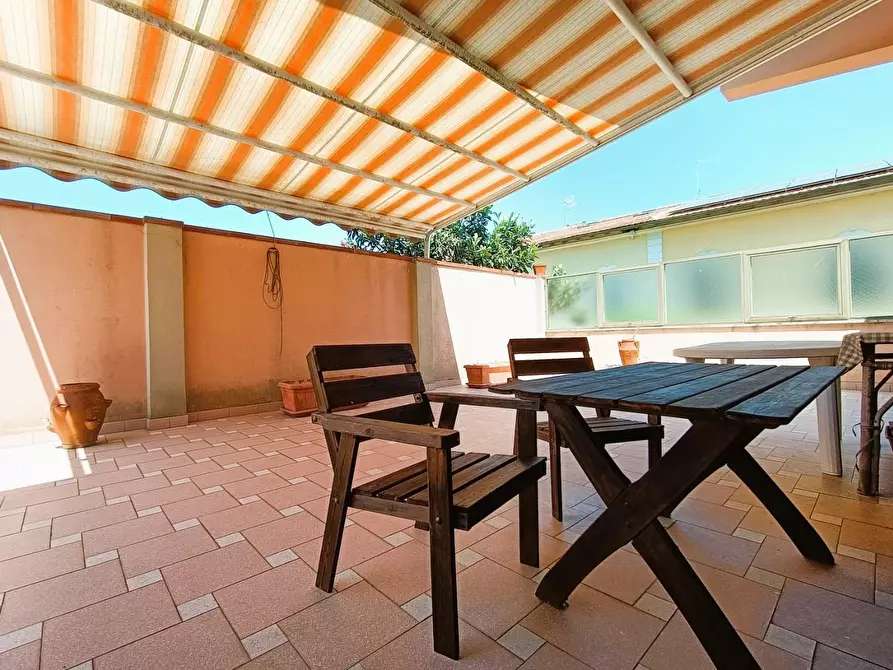 Immagine 12 di Appartamento in vendita  a Pisa