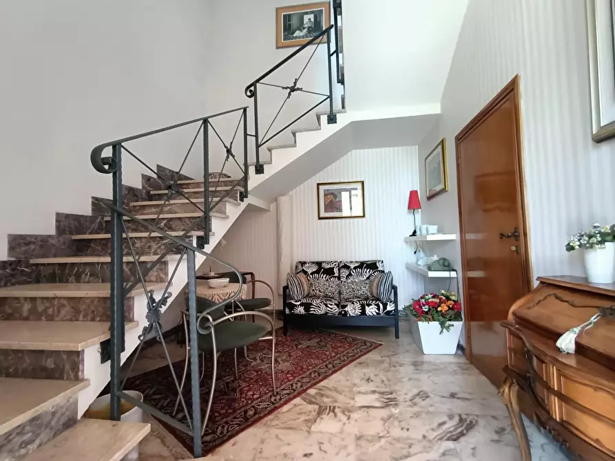 Immagine 45 di Appartamento in vendita  a Pisa