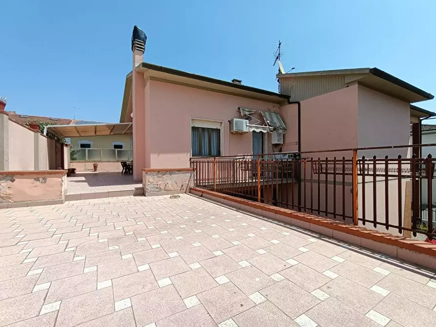 Immagine 17 di Appartamento in vendita  a Pisa