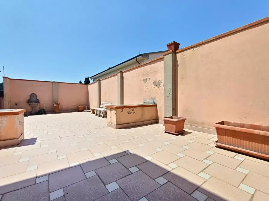 Immagine 15 di Appartamento in vendita  a Pisa