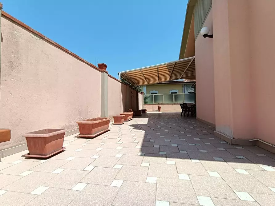 Immagine 16 di Appartamento in vendita  a Pisa