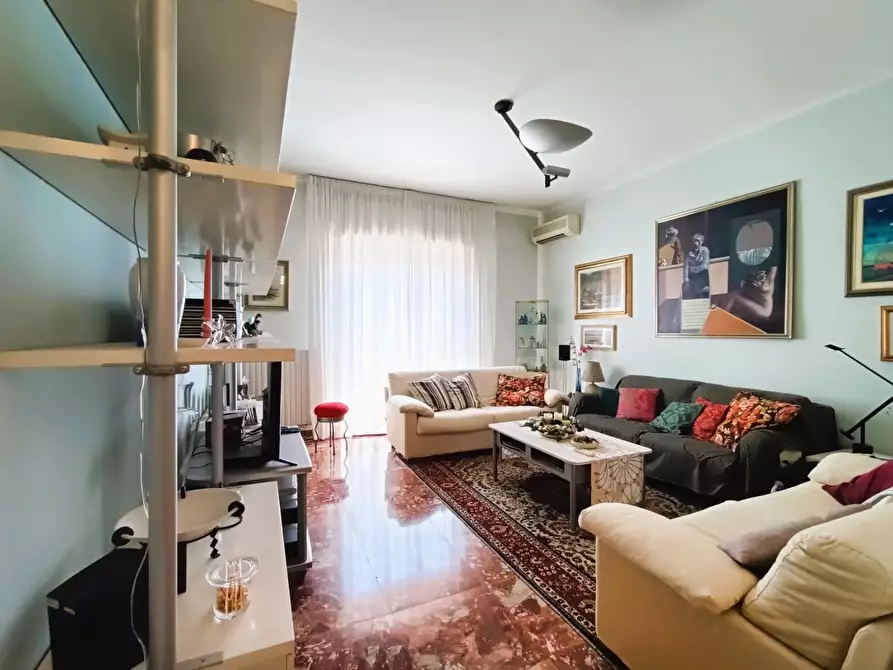 Immagine 21 di Appartamento in vendita  a Pisa