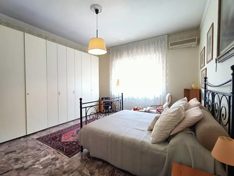 Immagine 33 di Appartamento in vendita  a Pisa