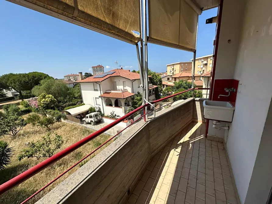 Immagine 4 di Appartamento in vendita  a Campiglia Marittima