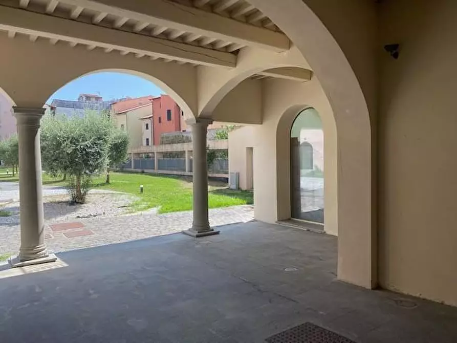 Immagine 17 di Appartamento in vendita  a Pisa