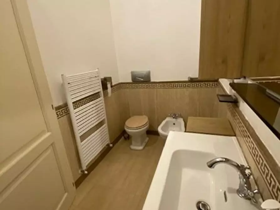 Immagine 12 di Appartamento in vendita  a Pisa