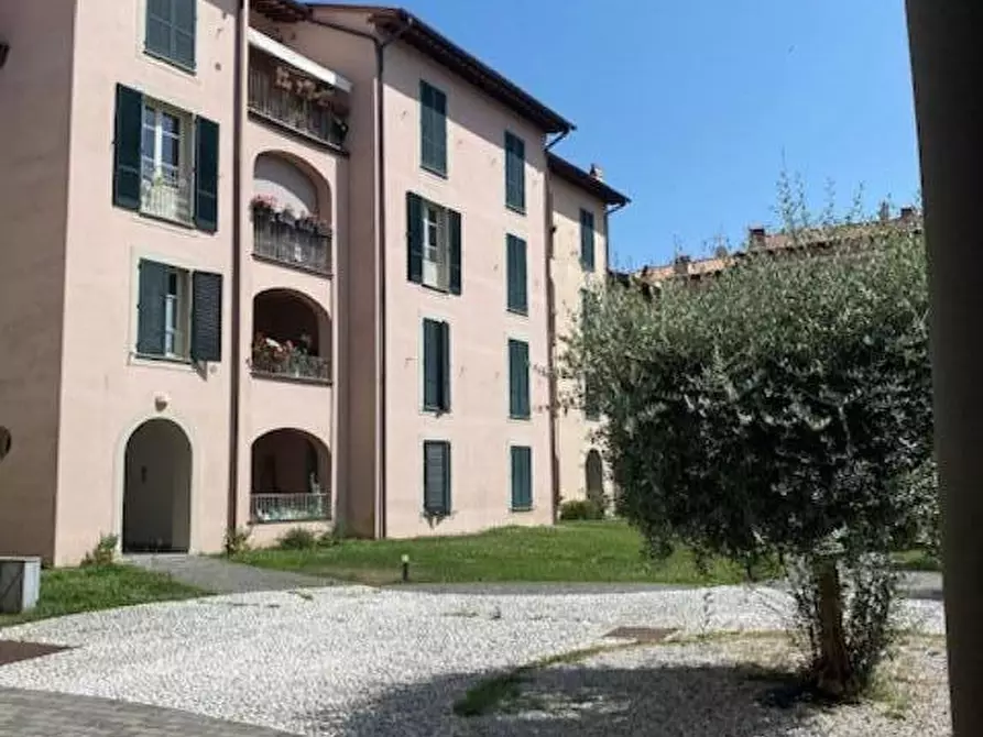 Immagine 21 di Appartamento in vendita  a Pisa