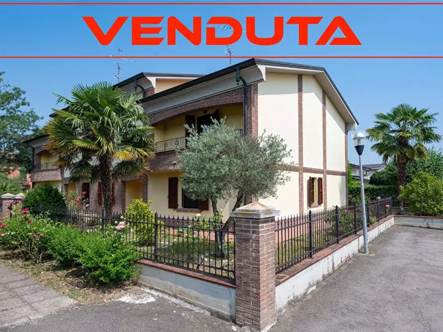 Immagine 1 di Casa semindipendente in vendita  a Campegine