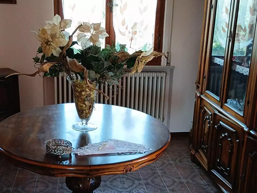 Immagine 11 di Villa in vendita  a Vecchiano