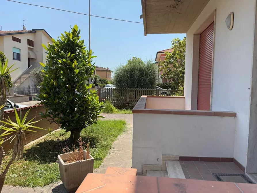 Immagine 31 di Casa bifamiliare in vendita  a Santa Croce Sull'arno