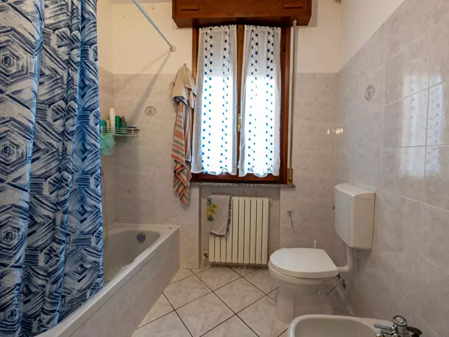 Immagine 11 di Casa semindipendente in vendita  a Gattatico