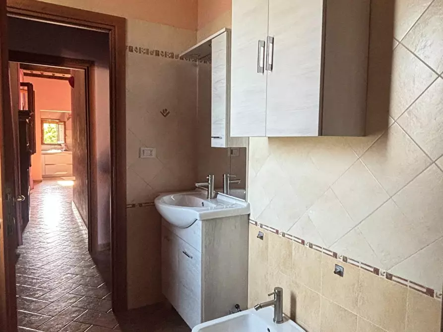 Immagine 22 di Appartamento in vendita  a Cascina