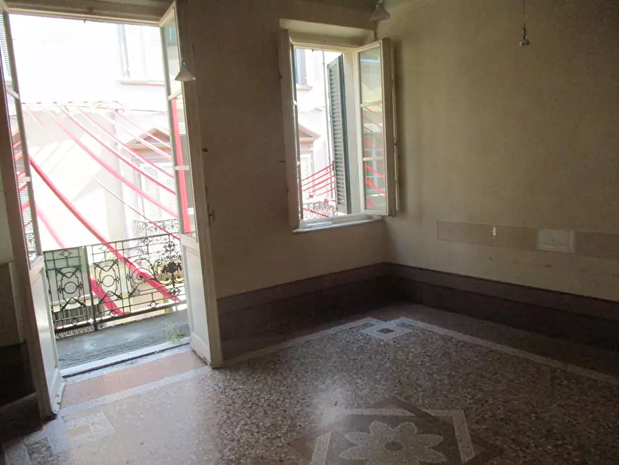 Immagine 9 di Ufficio in vendita  a Pontedera