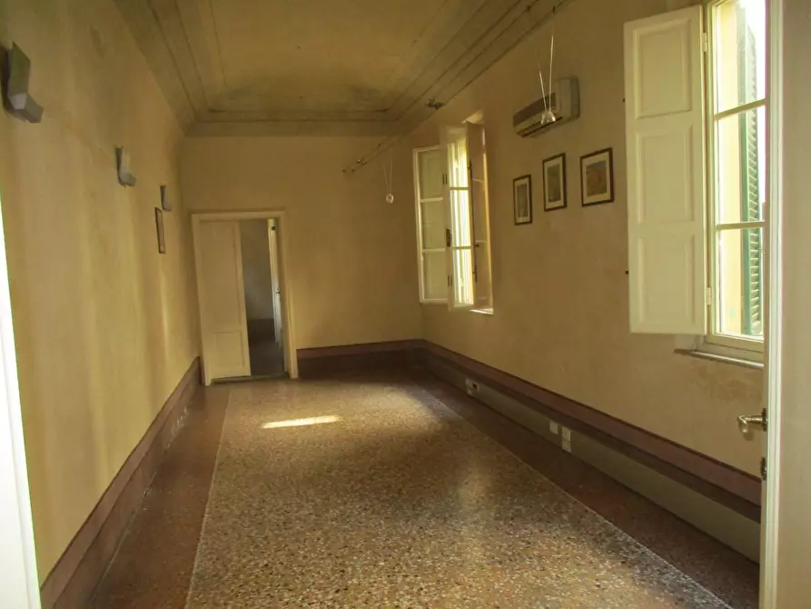 Immagine 1 di Ufficio in vendita  a Pontedera