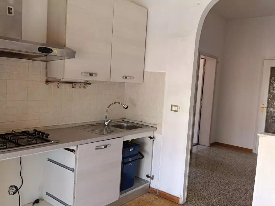 Immagine 4 di Appartamento in vendita  a Pisa