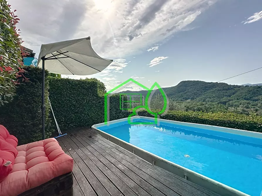 Immagine 4 di Rustico / casale in vendita  a Camaiore