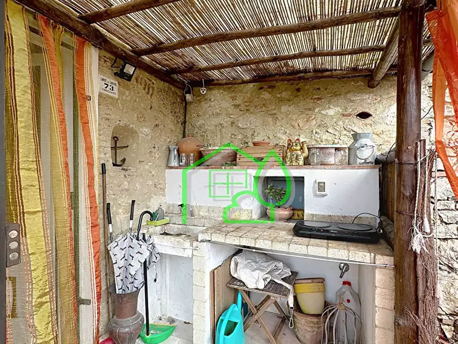 Immagine 16 di Rustico / casale in vendita  a Camaiore