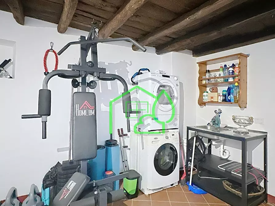 Immagine 8 di Rustico / casale in vendita  a Camaiore