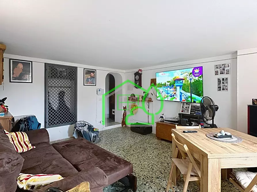 Immagine 19 di Rustico / casale in vendita  a Camaiore