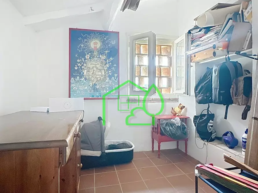 Immagine 27 di Rustico / casale in vendita  a Camaiore