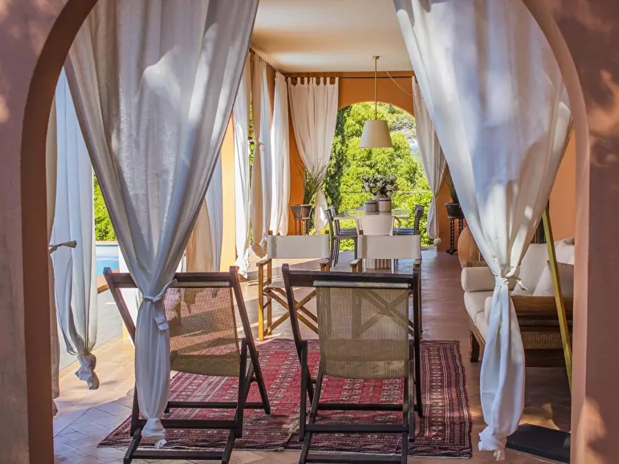 Immagine 19 di Villa in vendita  a Capannoli