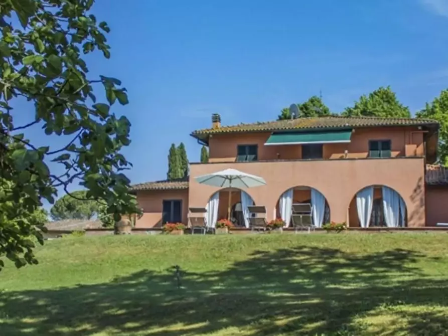 Immagine 27 di Villa in vendita  a Capannoli