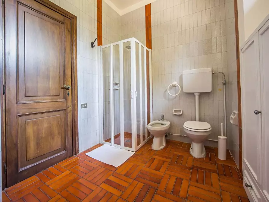 Immagine 12 di Villa in vendita  a Capannoli