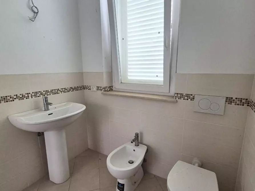 Immagine 25 di Villa in vendita  a Camaiore