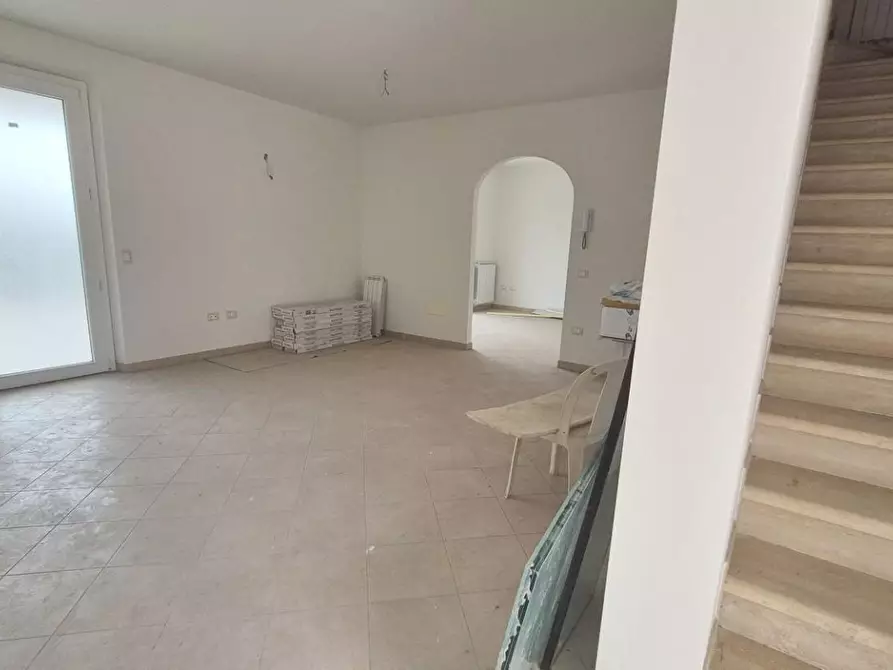 Immagine 5 di Villa in vendita  a Camaiore