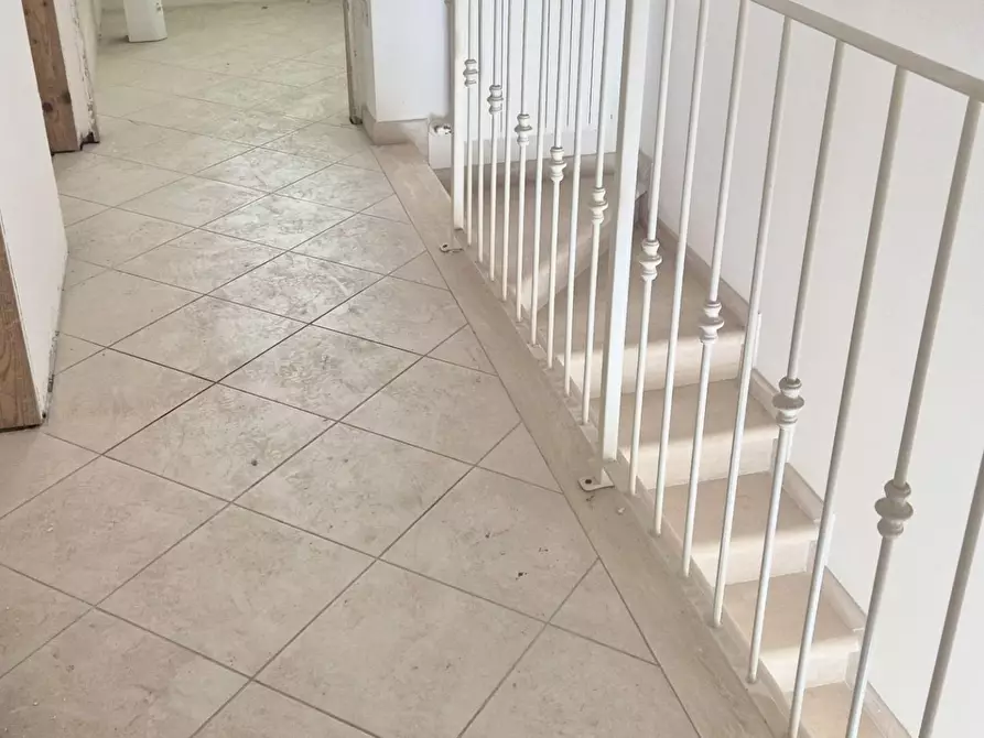 Immagine 37 di Villa in vendita  a Camaiore