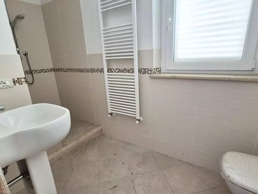 Immagine 51 di Villa in vendita  a Camaiore