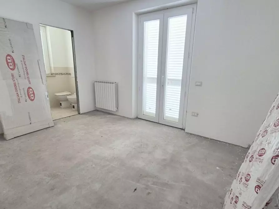 Immagine 40 di Villa in vendita  a Camaiore