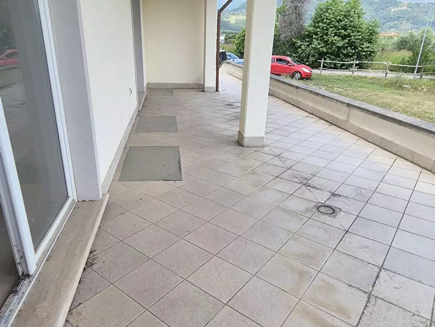 Immagine 10 di Villa in vendita  a Camaiore