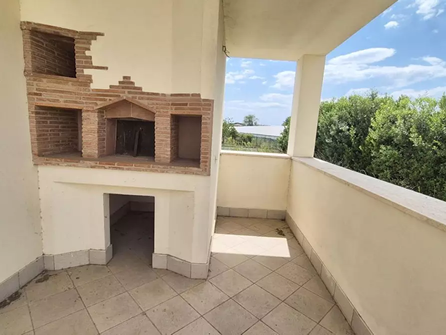 Immagine 3 di Villa in vendita  a Camaiore