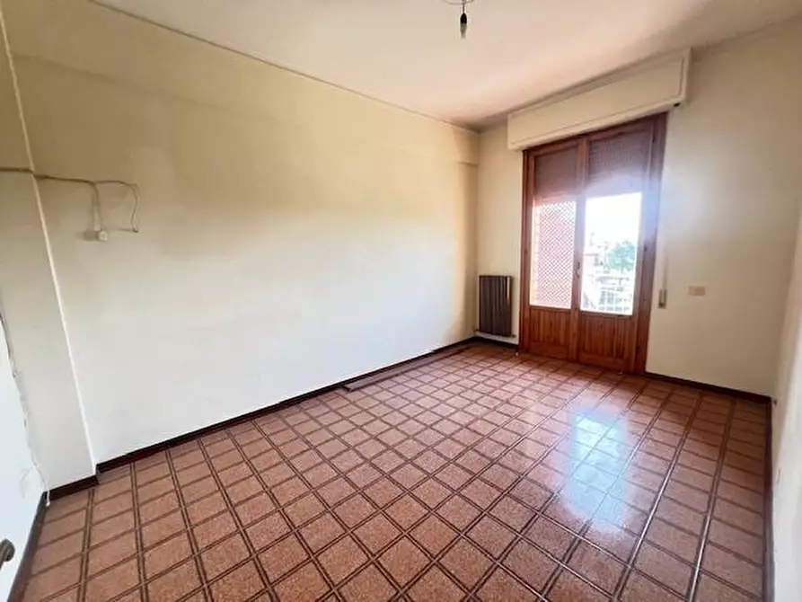 Immagine 15 di Appartamento in vendita  a Siena